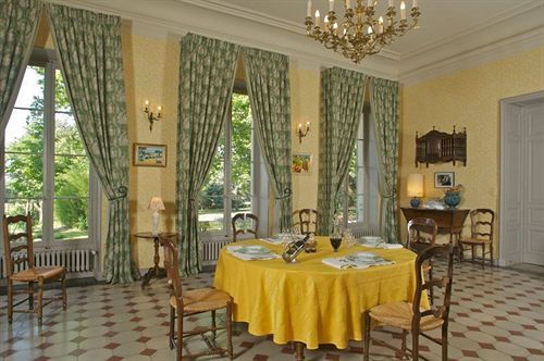 מלון Saint-Hippolyte-le-Graveyron Chateau Juvenal מראה חיצוני תמונה